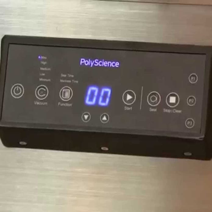 Vakuummaskin PolyScience 300 Series knappar