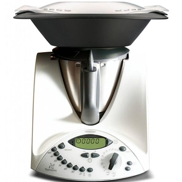 Thermomix TM31 från Vorwerk. Begagnad och renoverad maskin med 3 månaders garanti. Hör av dig för pris och tillgänglighet - Söders gourmet