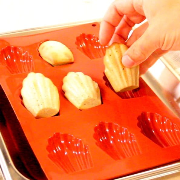 Madeleinekakor med brynt smör