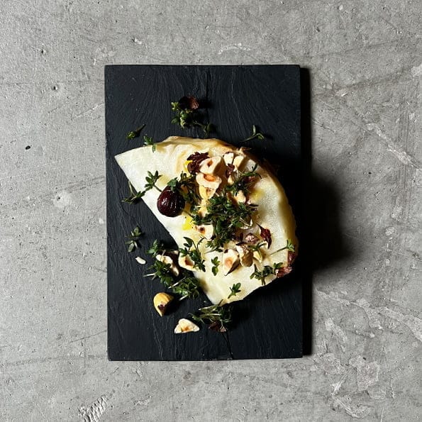 Vegansk 5-rätters Rökt rotselleri med hasselnötter och krasse johan heibert gastronomi söders gourmet lägget