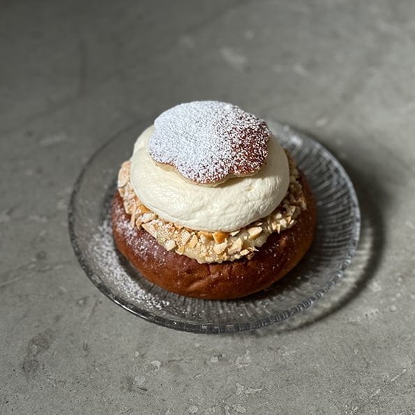 Semla -årets recept på semlor